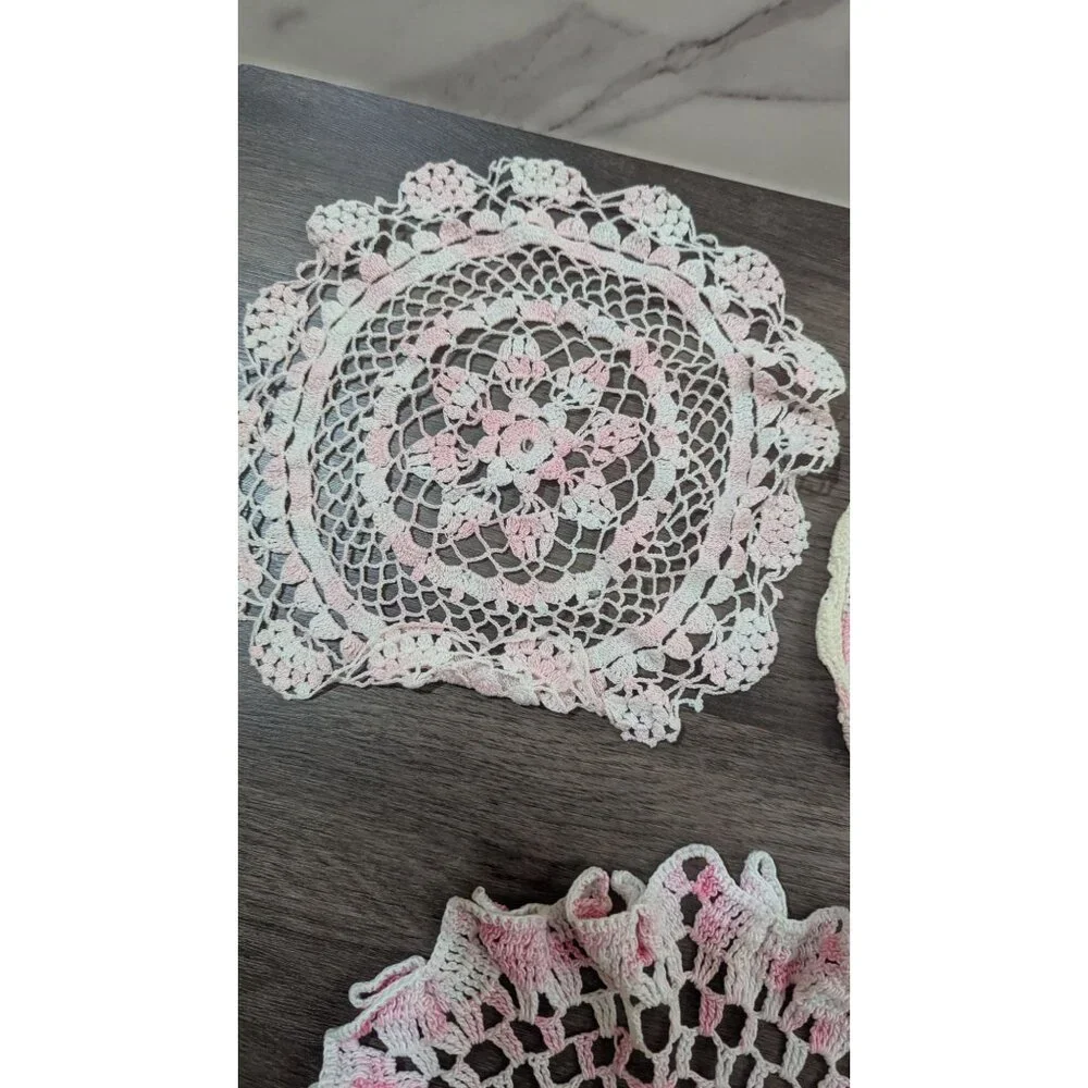 Vintage Hand-Crocheted Pink & White Doilies Set Of 3 Floral & Lace Design 10-12
